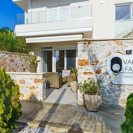 פליאוחורה Vakakis Family Luxury Studios 2 מראה חיצוני תמונה