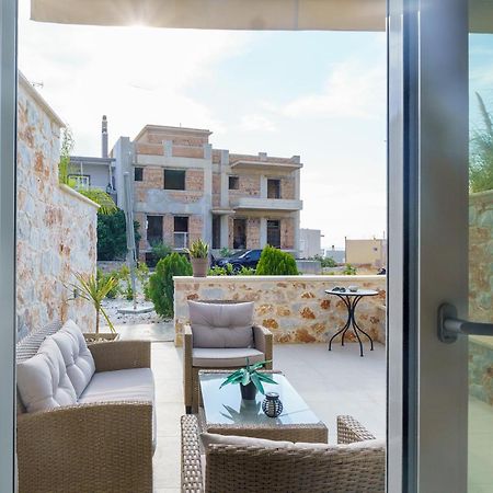 פליאוחורה Vakakis Family Luxury Studios 2 מראה חיצוני תמונה